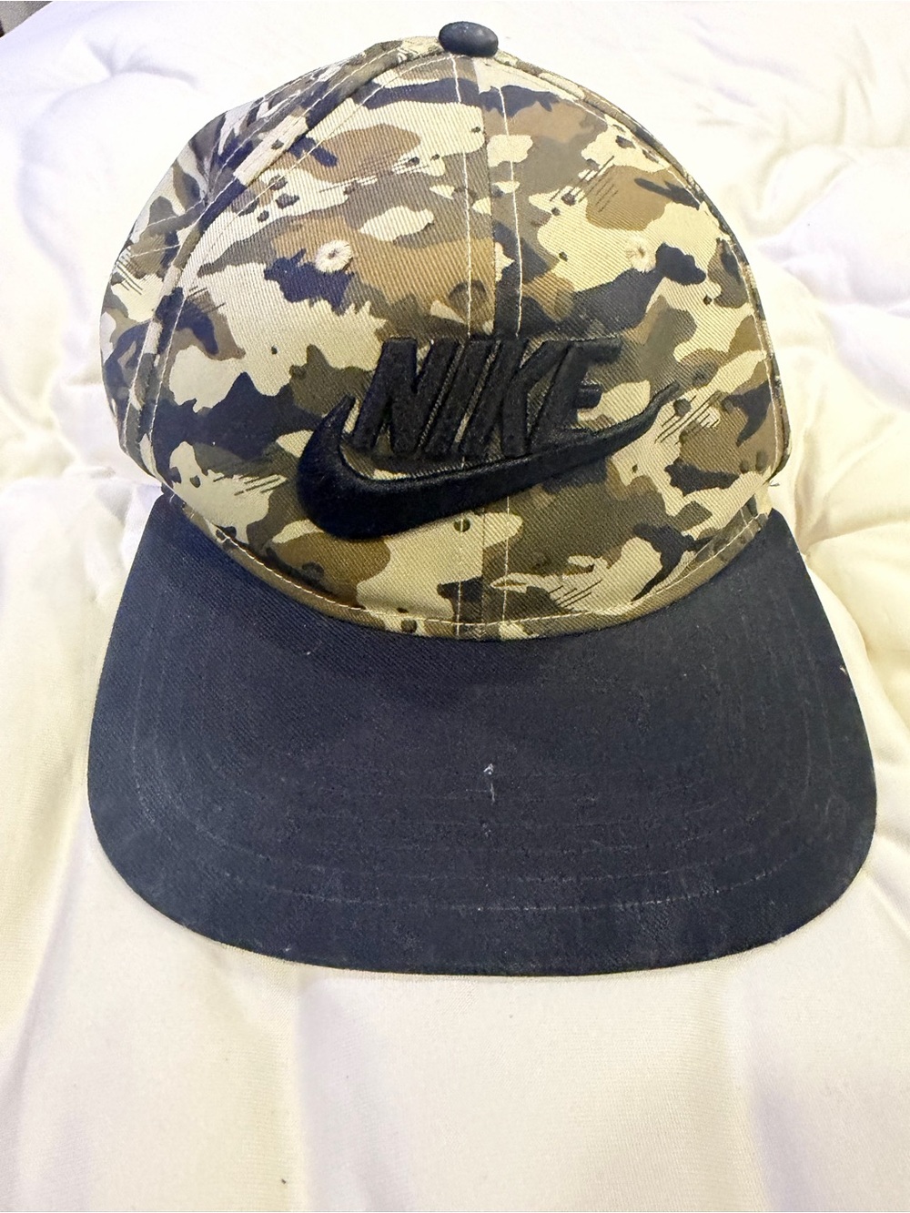 Nike youth Camo Baseball Cap - Black Brim
